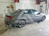 2024 Hyundai Elantra photo