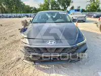 2024 Hyundai Elantra фото