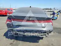 2024 Hyundai Elantra фото