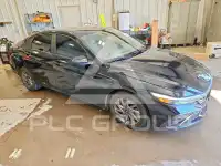 2024 Hyundai Elantra фото