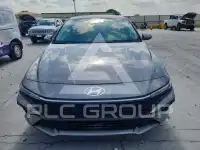 2024 Hyundai Elantra фото