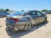 2024 Hyundai Elantra фото