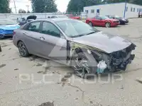 2024 Hyundai Elantra фото