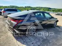2024 Hyundai Elantra фото