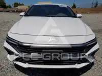 2024 Hyundai Elantra photo