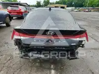 2024 Hyundai Elantra фото