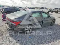 2024 Hyundai Elantra фото