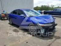 2024 Hyundai Elantra фото
