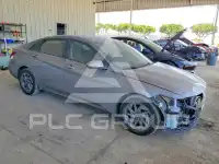 2024 Hyundai Elantra photo