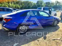 2024 Hyundai Elantra фото
