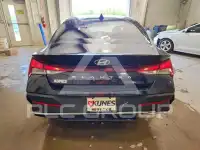 2024 Hyundai Elantra фото