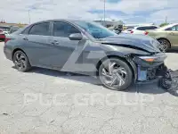 2024 Hyundai Elantra фото