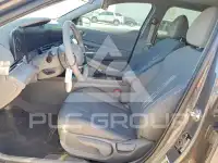 2024 Hyundai Elantra фото