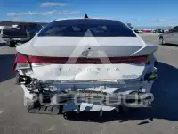 2024 Hyundai Elantra photo