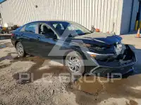 2024 Hyundai Elantra photo