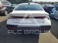 2024 Hyundai Elantra фото