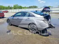 2024 Hyundai Elantra фото