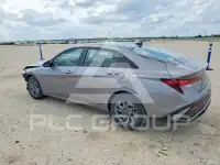 2024 Hyundai Elantra фото