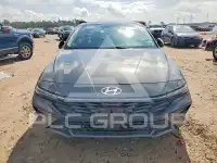 2024 Hyundai Elantra фото