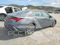 2024 Hyundai Elantra фото