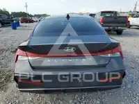 2024 Hyundai Elantra фото