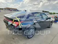 2024 Hyundai Elantra фото