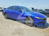 2024 Hyundai Elantra photo
