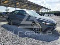2024 Hyundai Elantra фото