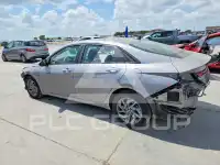 2024 Hyundai Elantra фото