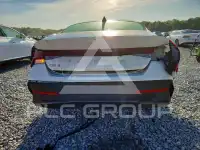 2024 Hyundai Elantra photo