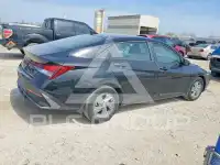2024 Hyundai Elantra фото