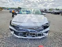 2024 Hyundai Elantra фото