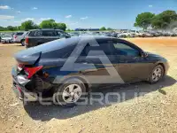 2024 Hyundai Elantra фото