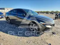 2024 Hyundai Elantra фото