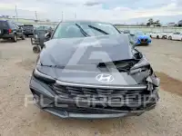 2024 Hyundai Elantra фото