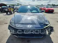 2024 Hyundai Elantra фото