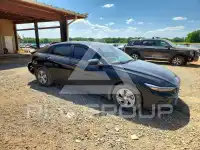 2024 Hyundai Elantra фото