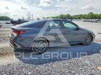2024 Hyundai Elantra фото