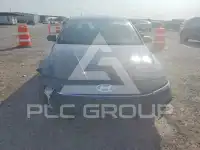 2024 Hyundai Elantra photo