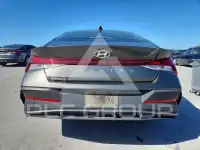 2024 Hyundai Elantra фото