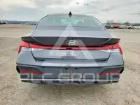 2024 Hyundai Elantra фото