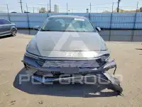 2024 Hyundai Elantra фото