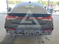 2024 Hyundai Elantra фото