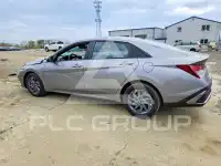 2024 Hyundai Elantra фото