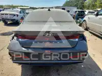 2024 Hyundai Elantra фото