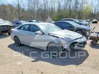 2024 Hyundai Elantra фото