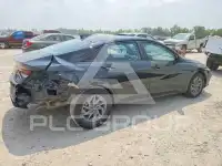 2024 Hyundai Elantra фото