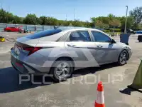 2024 Hyundai Elantra photo