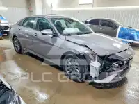 2024 Hyundai Elantra фото