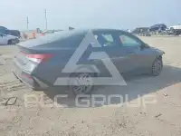 2024 Hyundai Elantra photo